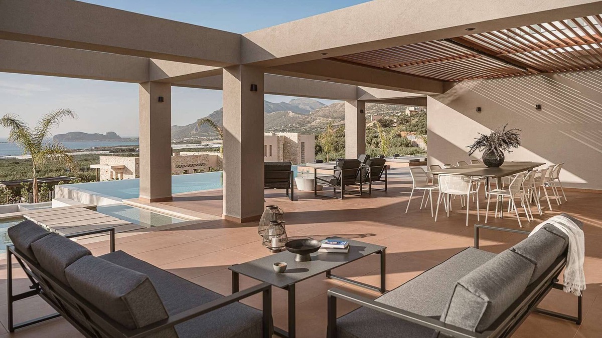Limeniskos Villa | Luxury Crete Villas | Villa Babilon | 156 sqm Private Saltwater Infinity Pool.