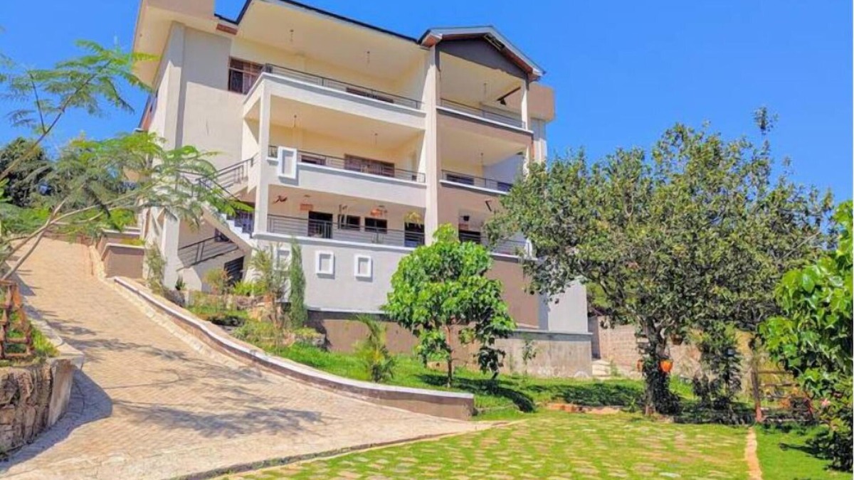 Ongata Rongai Cabin | Luxury Double Room in Karen Nairobi