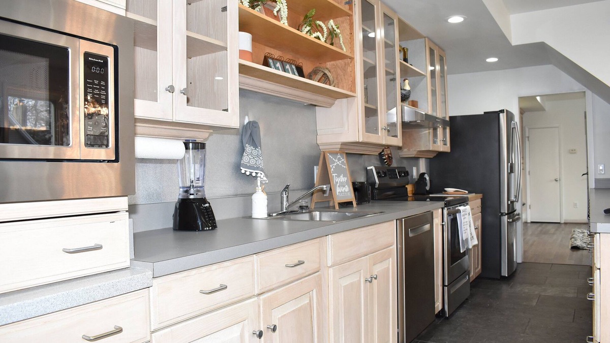 CUF House | luxury downtown Business and event house sleep 17