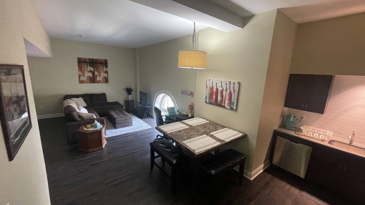 Downtown Hartford Apartment | Luxury Downtown Hartford Apartment