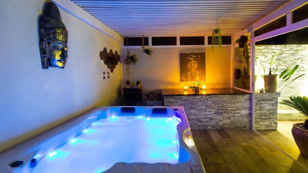 Gueliz Apartment | Luxury Duplex - Private Jacuzzi - Center Hivernage