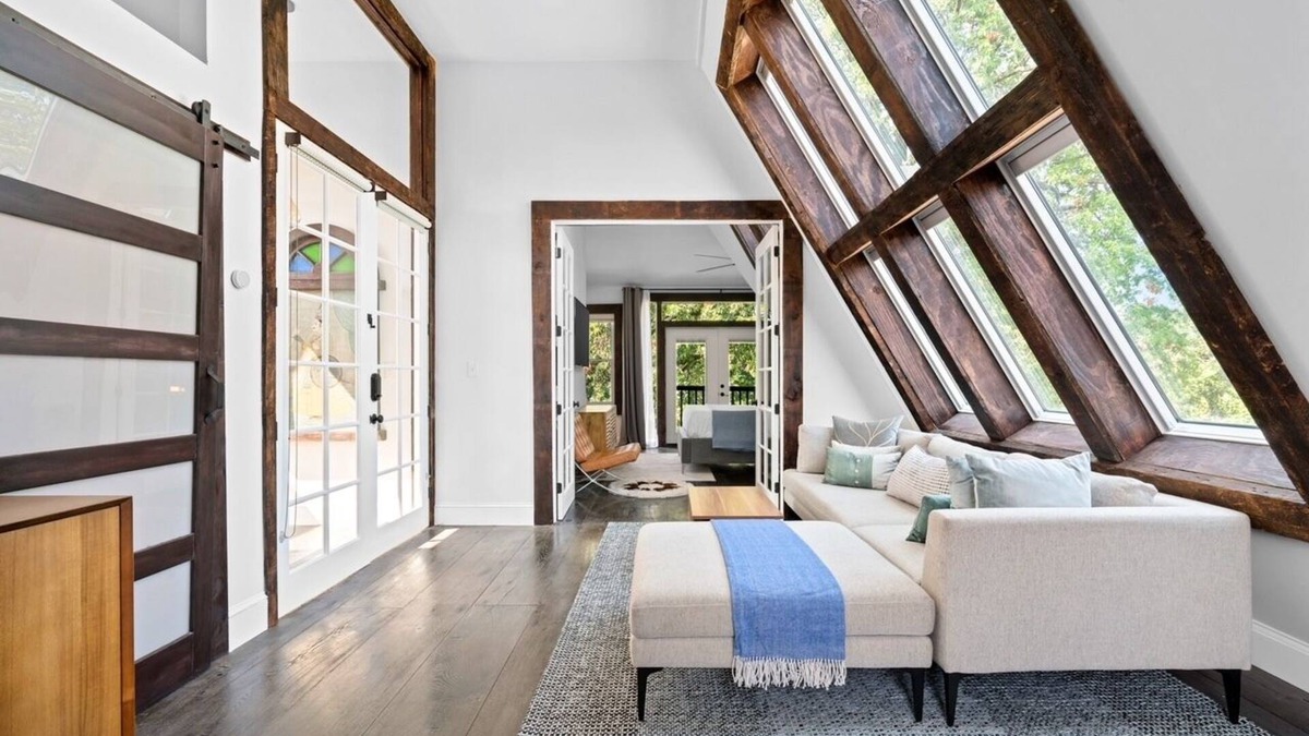 Brookland Apartment | Luxury Escape in DC, with a private deck!