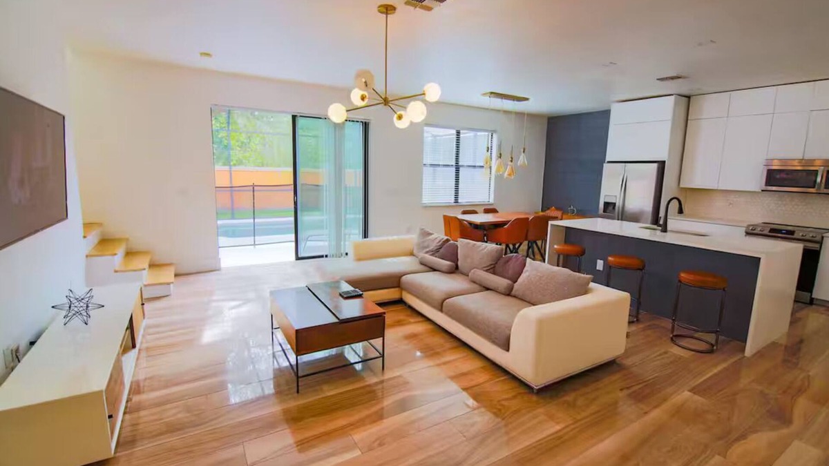 Lake Berkley House | Luxury Escape in Kissimme w/Pool near Disney