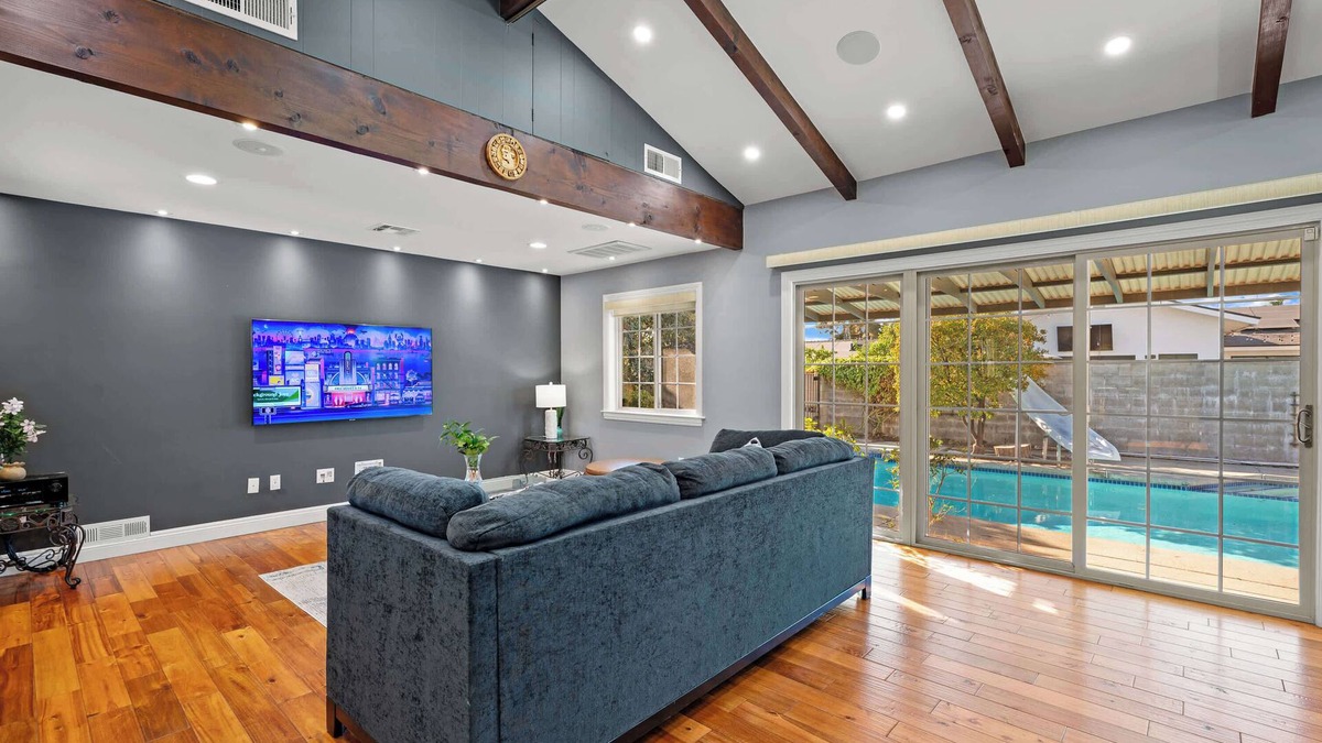 Glendora House | Luxury Estate With Sparkling Pool & Elegant Amenities
