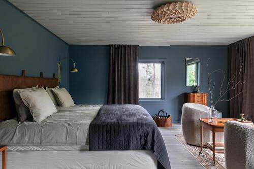 Blido Villa | Luxury family home near the water for eight people
