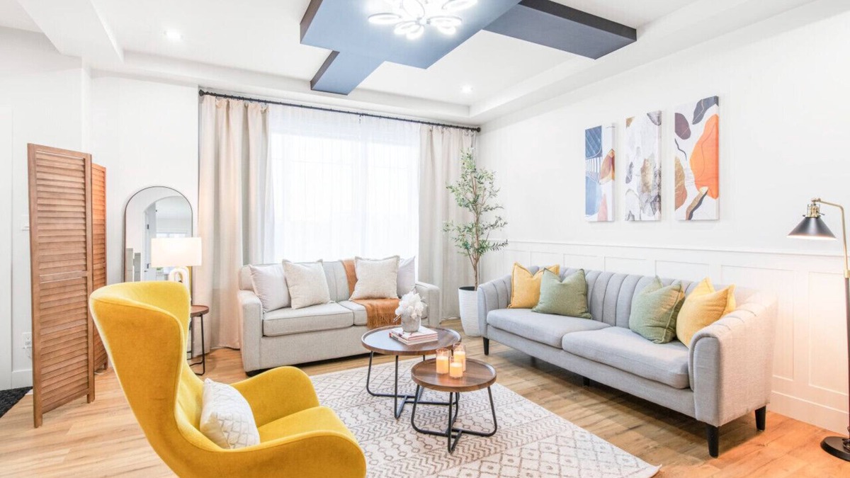 Beaumont House | Luxury Family Home | Sleeps 10 | King Bed