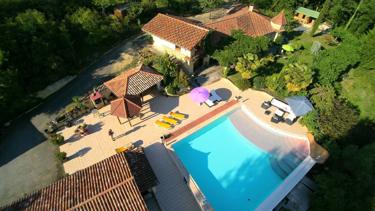 Tourdun Villa | Luxury family villa in the heart of Gascony. Large pool & gorgeous view