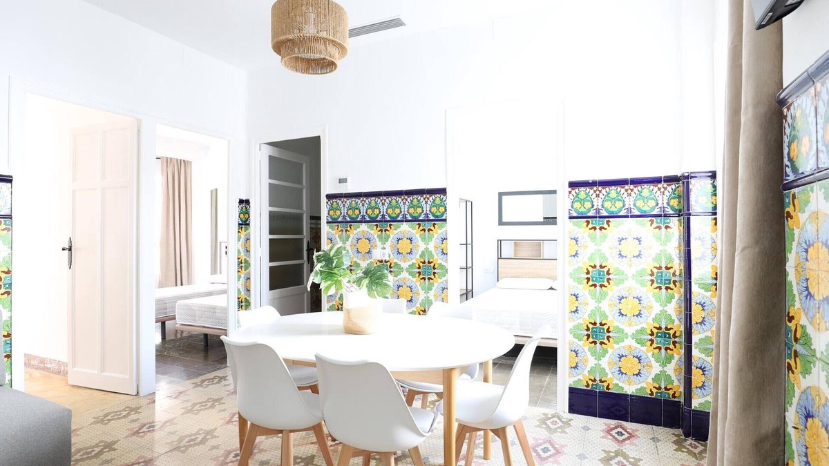 Sagunto Cottage | Luxury Fisherman’s House: 3BR, Modern Amenities, Near Puerto de Sagunto Beach