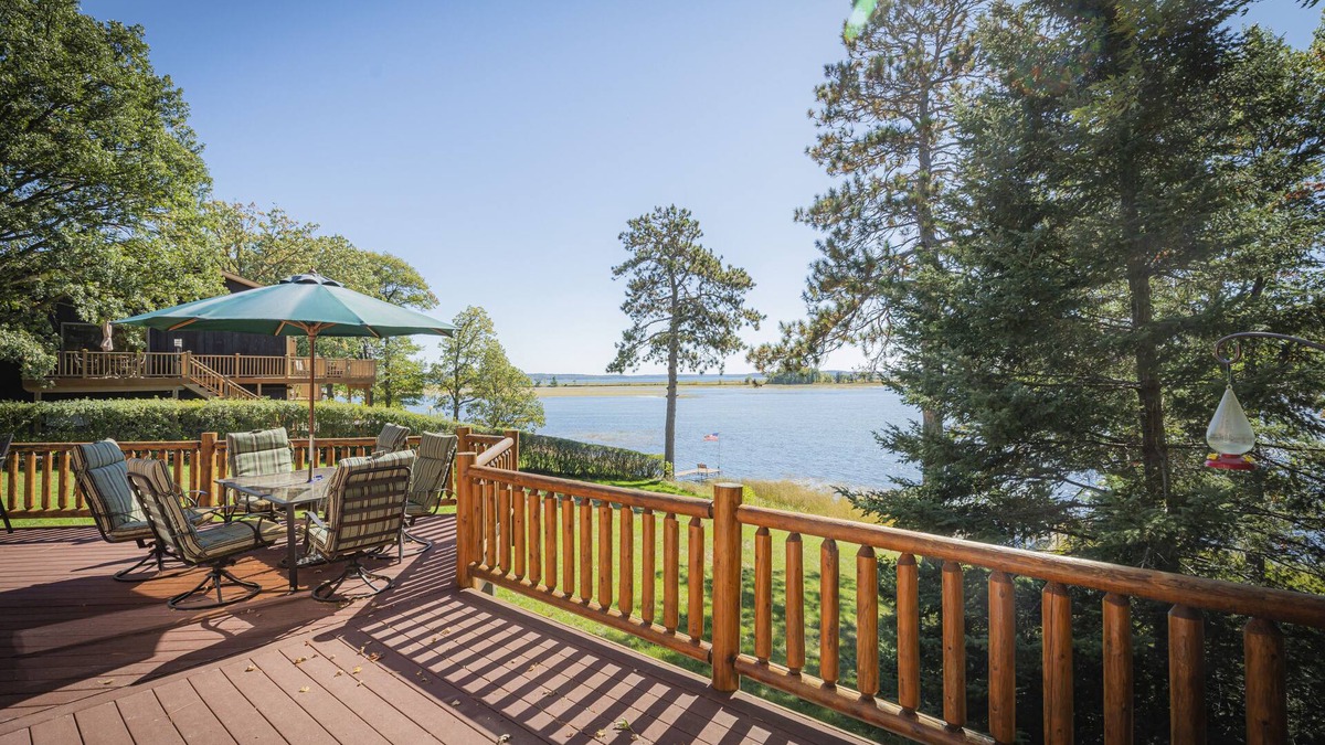 Walker Cabin | Luxury fishing cabin, Best view of the lake with private dock & covered boatslip