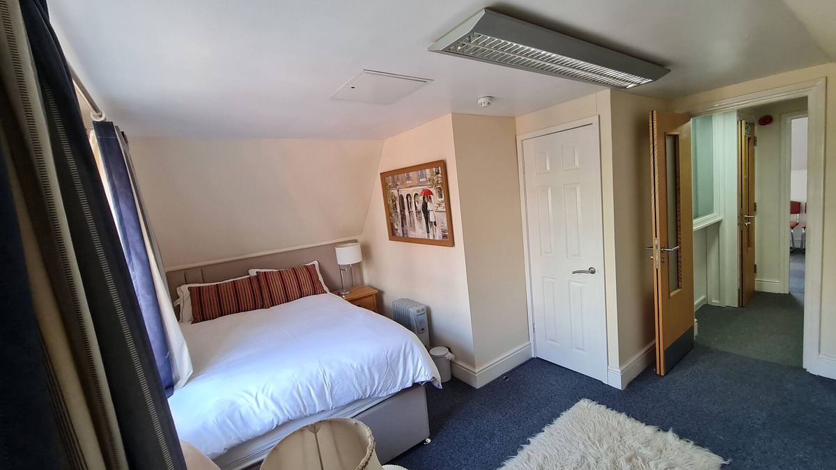 Solihull Apartment | Luxury flat in Solihull town centre