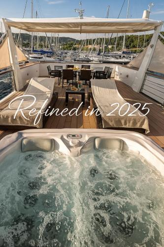 Piran Boat Rental | Luxury Floating Sea House Star Line - Marina Portorož