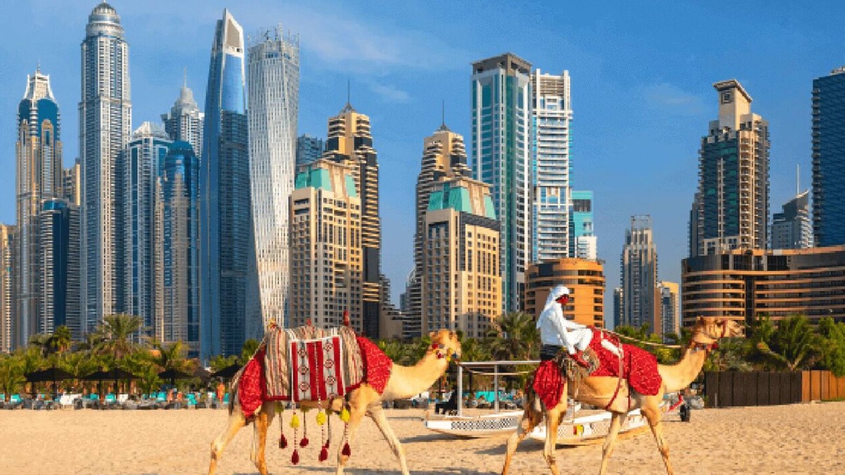 Trade Center Apartment | Luxury Four-Bedroom Apartment Near DIFC