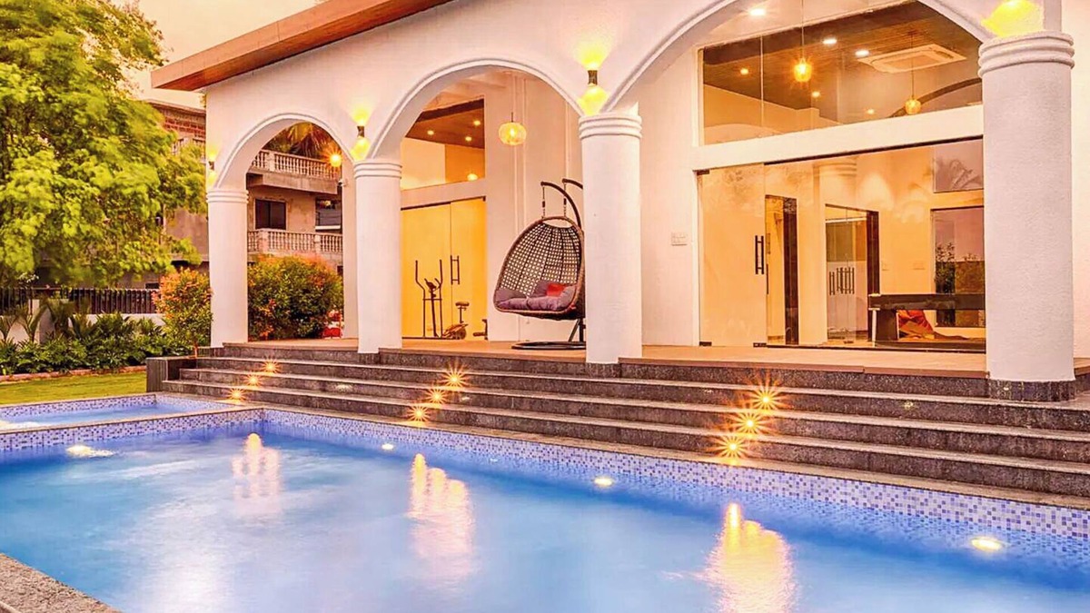 Candolim Apartment | Luxury Garden-View 1BHK I Near Candolim Beach I Free Parking I Fast Wifi