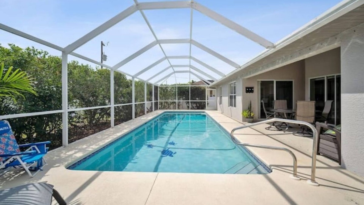Mariner House | Luxury Getaway in Cape Coral with heated Pool!