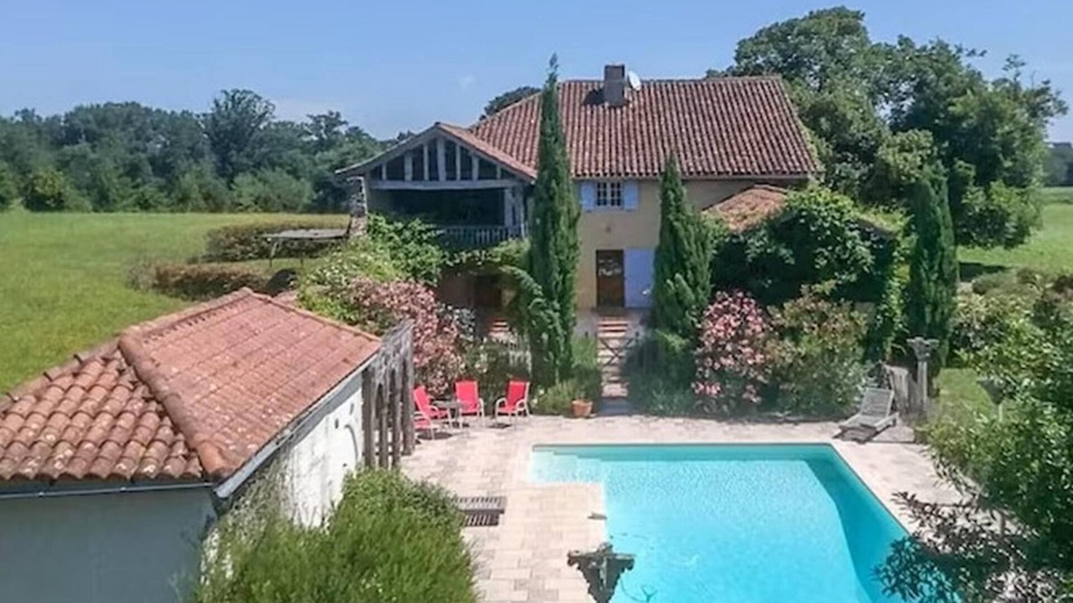 Perchede House | Luxury gite with private pool in the Gers area