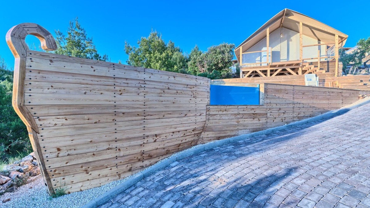 Susica House | Luxury Glamp New Horizons II