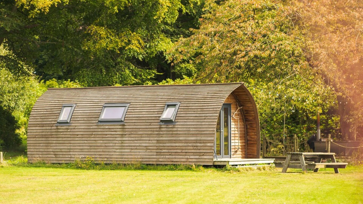 Leven Cabin | Luxury Glamping Cabin With Swedish Wood Fired Tub