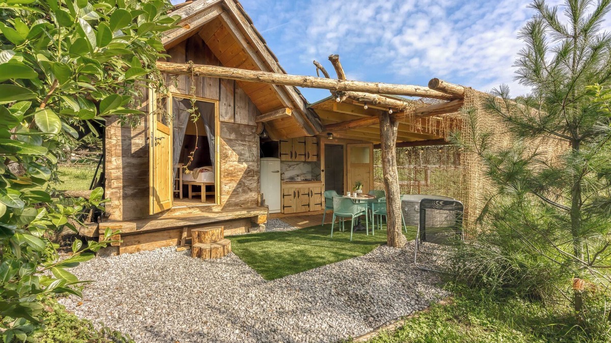 Ivancna Gorica House | Luxury Glamping House Pia, Ivančna Gorica, Slovenia