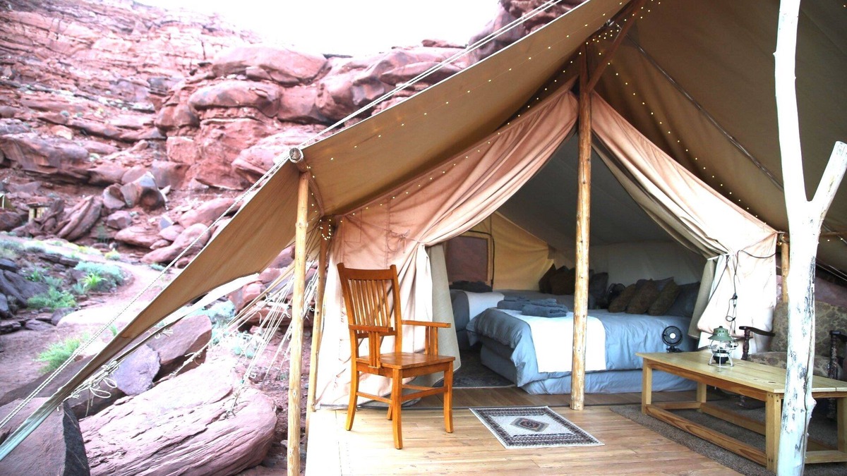 Moab Cabin | * Luxury Glamping Tent in Moab | Sleeps 4