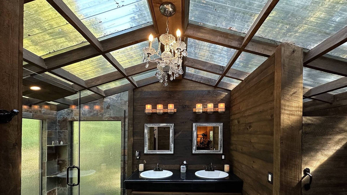 Dover Resort | Luxury Glamping Tent tucked away on over 400 acres.