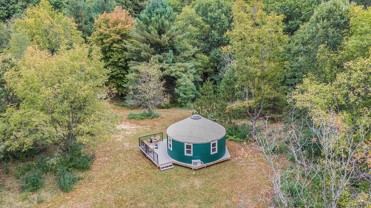 Sears Cabin | Luxury Glamping Yurt with Loft, Wood-Fired Hot Tub