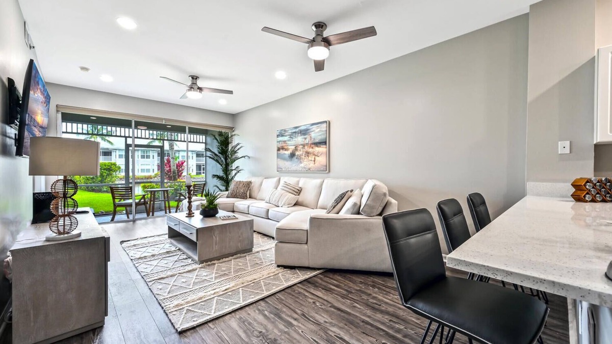 Naples Condo | Luxury Golf Condo W/Resort Pool and Amenities