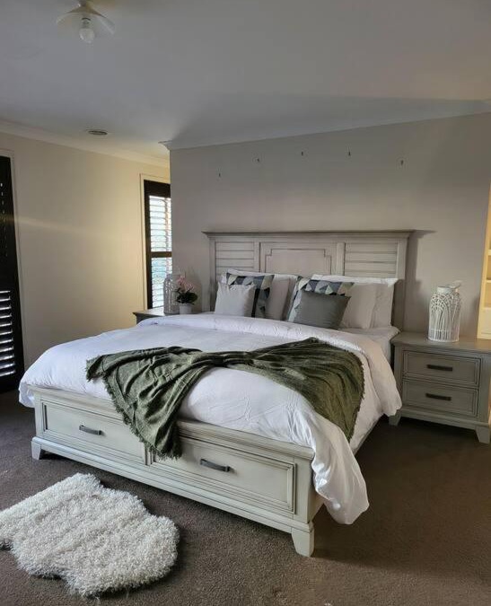 Greenvale Villa | Luxury Green