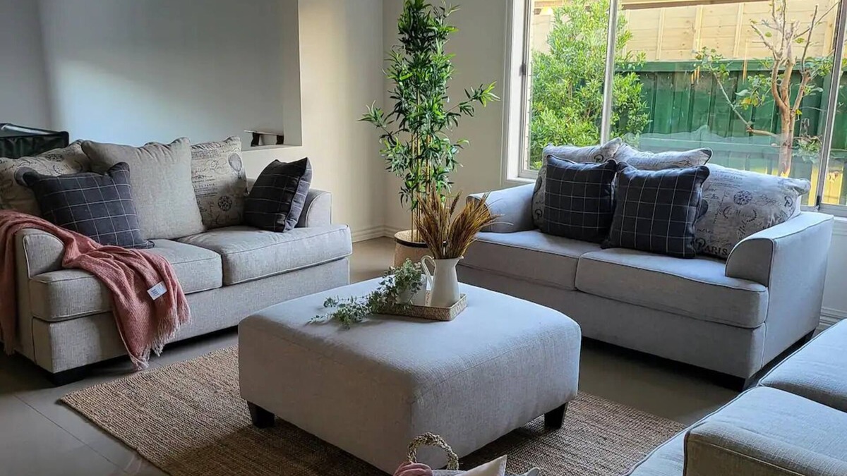 Greenvale House | Luxury Green, comfort living for your holiday.nn
