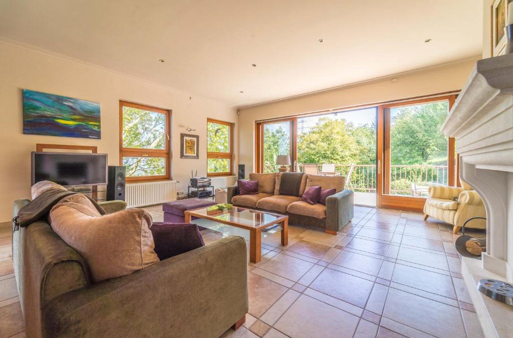 Csucshegy Villa | Luxury Green Villa