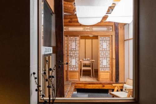 Jongno Villa | Luxury Hanok Bliss Cottage