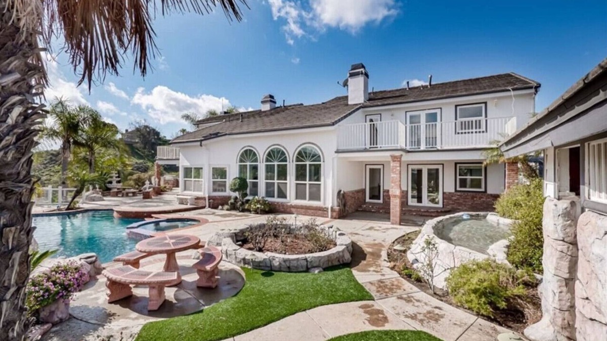 Anaheim Hills Villa | Luxury Hill Villa with Spectacular View