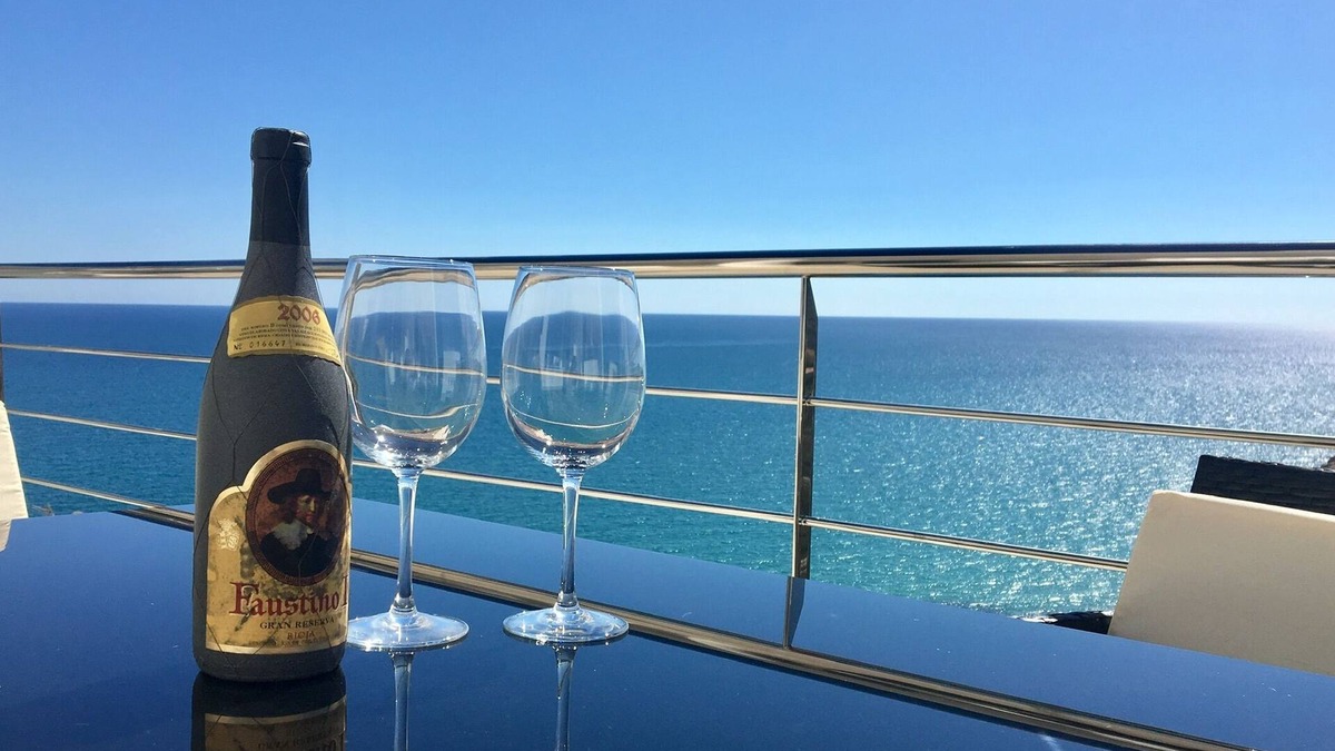 Peniscola Villa | Luxury hillside villa, sea view, private SALT WATER POOL, WIFI