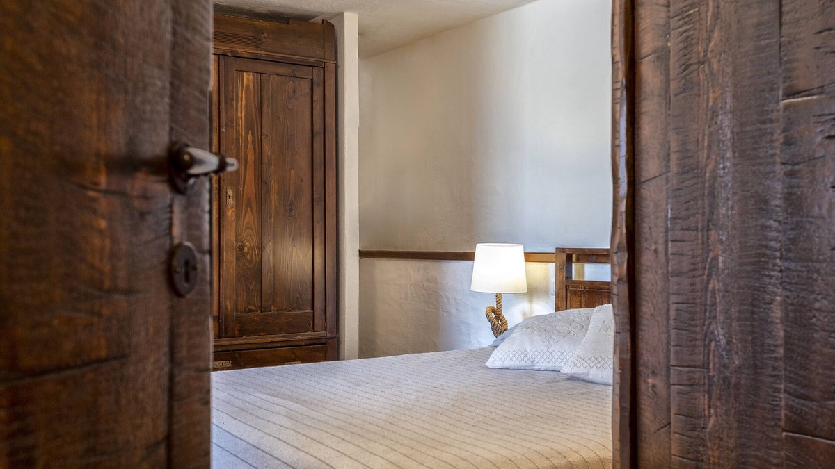 Castelsardo House | LUXURY HISTORIC HOUSE & EXCLUSIVE TERRACE. Live the Village, Live on the Sea!