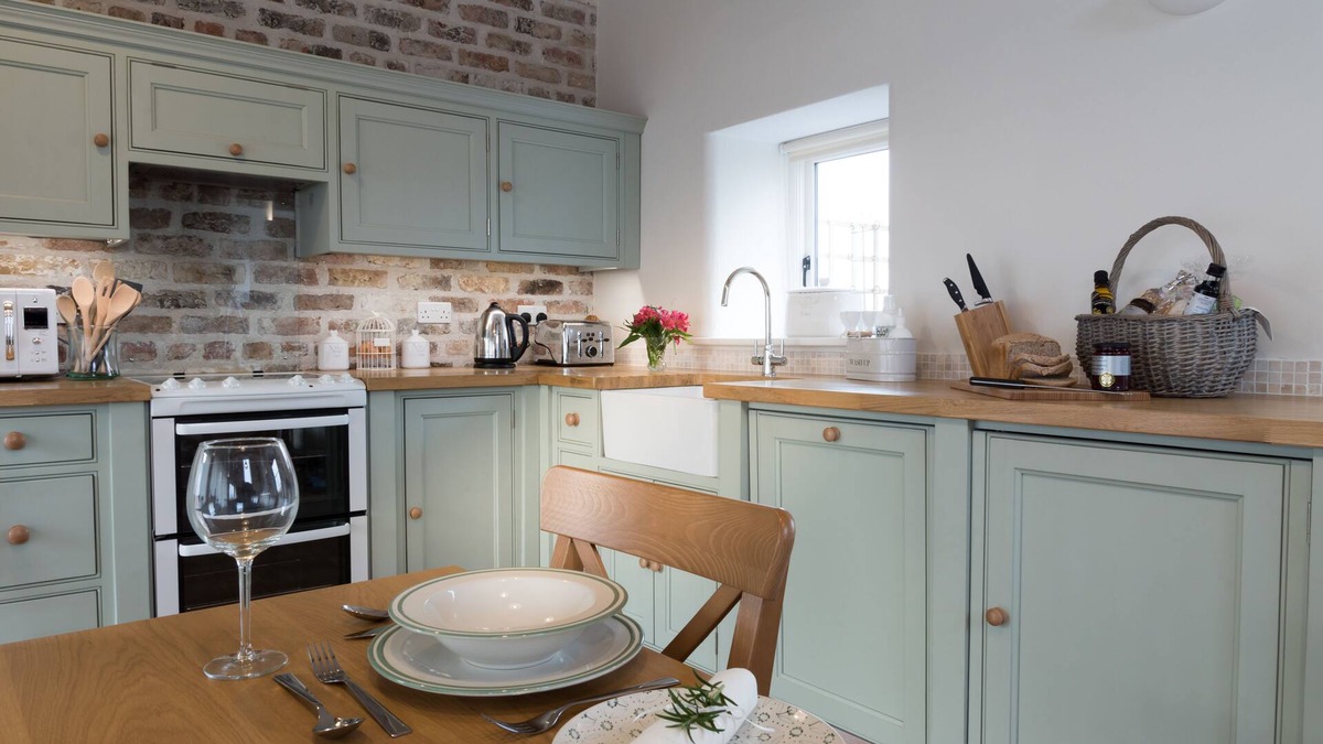 Brandesburton Cottage | Luxury holiday cottage near to historic Beverley, Wolds & Yorkshire coast