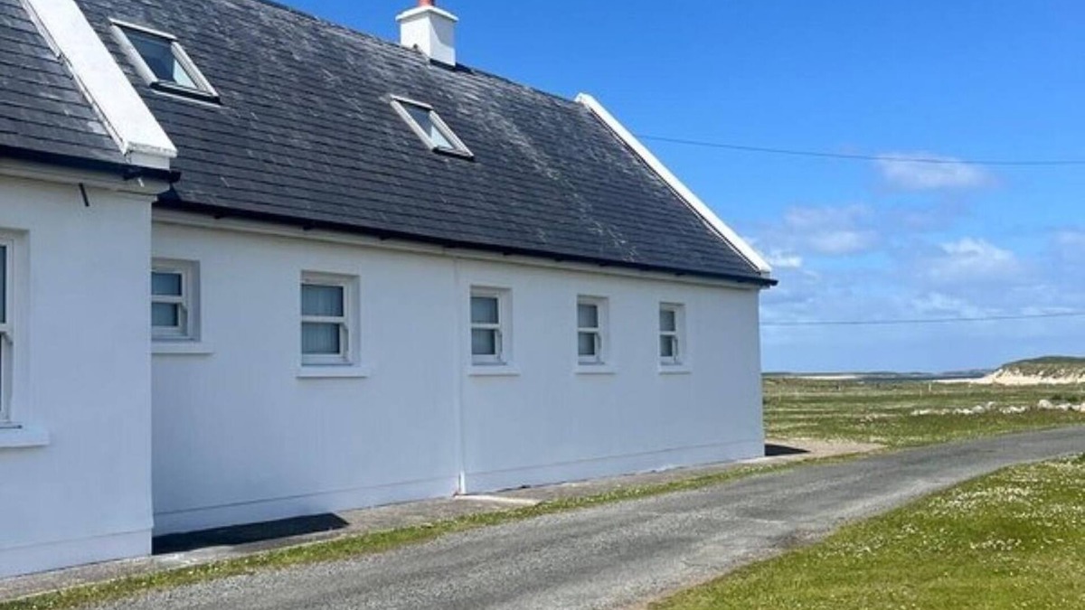 Bunbeg House | Luxury Holiday Home in Bunbeg - Perfect Coastal Getaway