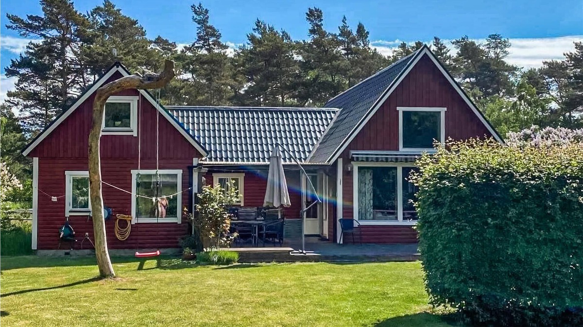 Loderup House | Luxury holiday home, just a stone's throw from the sea