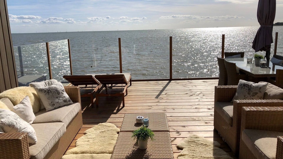 Bovenkarspel Ski Chalet | Luxury Holiday Villa * Markermeer Bovenkarspel directly on the Markermeer