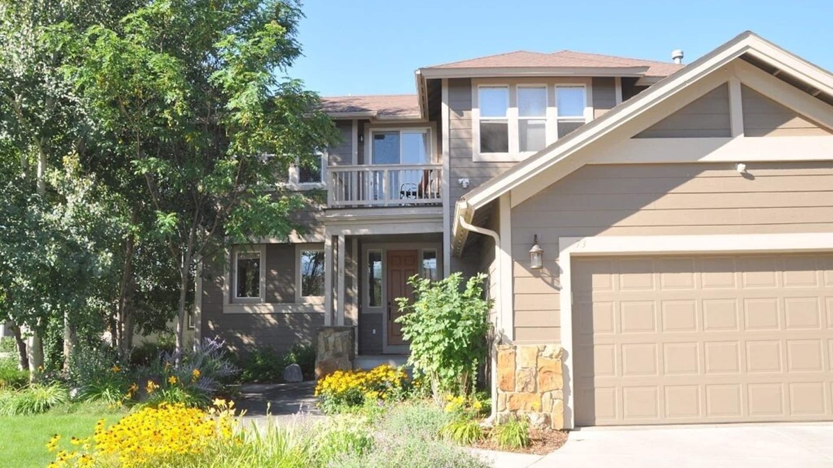 Dalton Ranch House | Luxury Home in Dalton Ranch