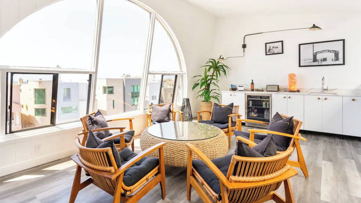 Hollywood Beach House | Luxury home just steps from the sand with ocean & channel island views!