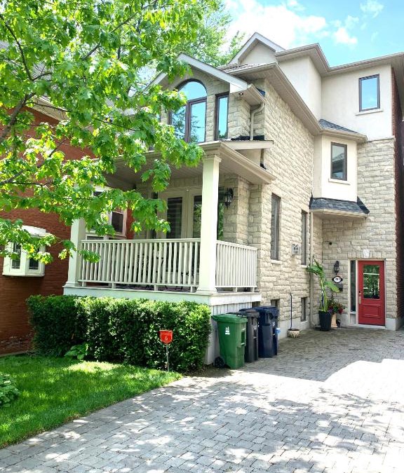 Upper Beaches House | Luxury Home - Upper Toronto Beaches