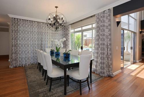 West Beach Villa | Luxury home walking distance to Blouberg beach