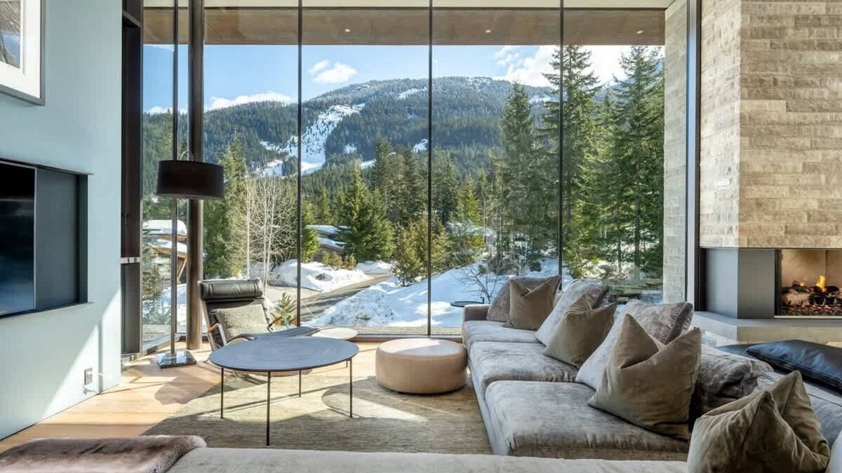 Whistler Creekside House | Luxury Home with Pool, Jacuzzi, Cinema, Pool Table