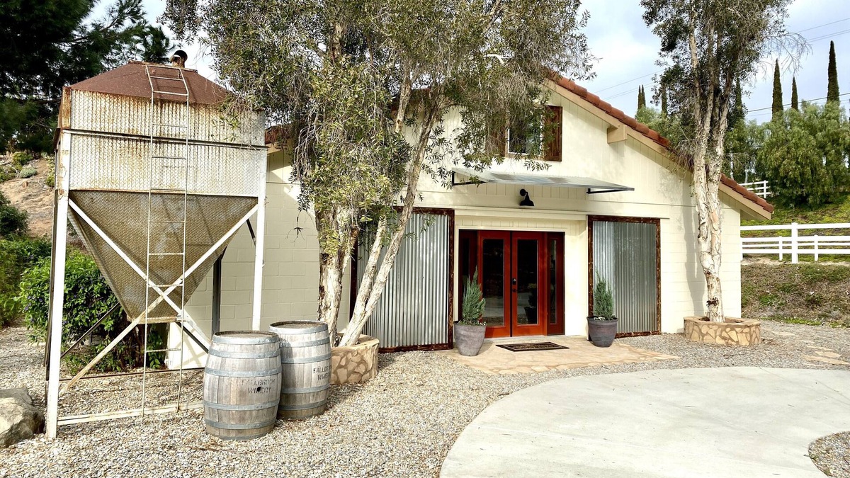 Rainbow CDP House | Luxury Horse Barndominium Country Getaway