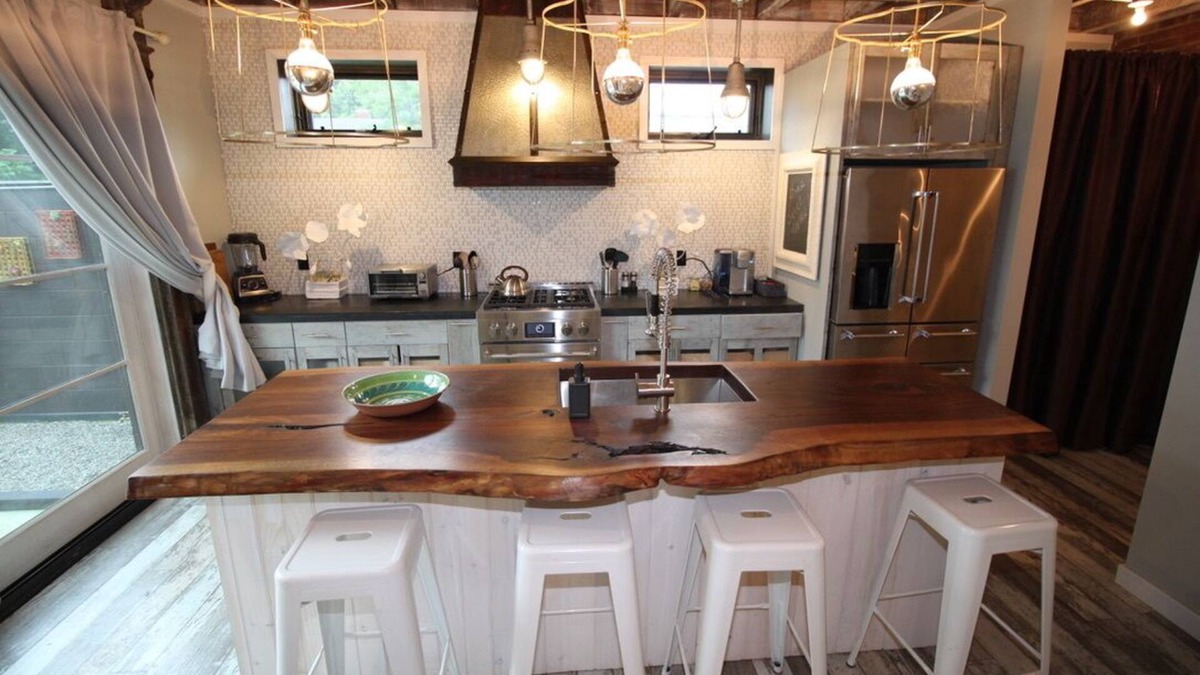 Lambertville Hotel | Luxury Hotel, Roof Deck, Parking & Walk to New Hope!