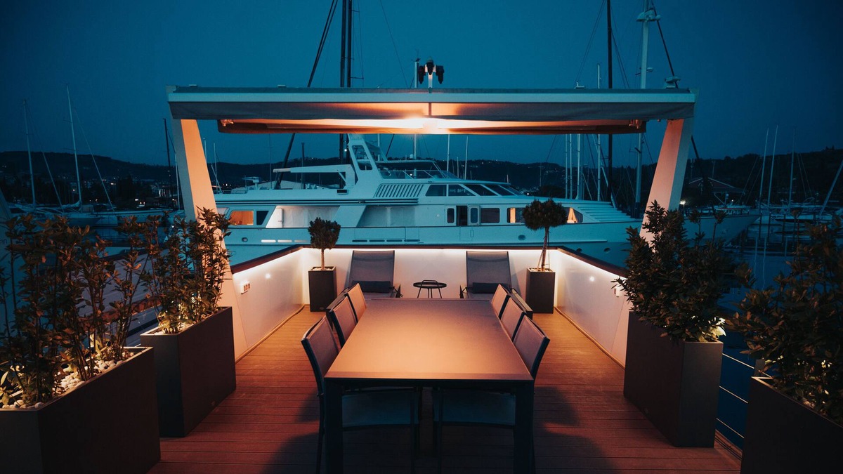 Piran Boat Rental | Luxury house, floating at the Adriatic sea in a serene marina, 50m from a beach