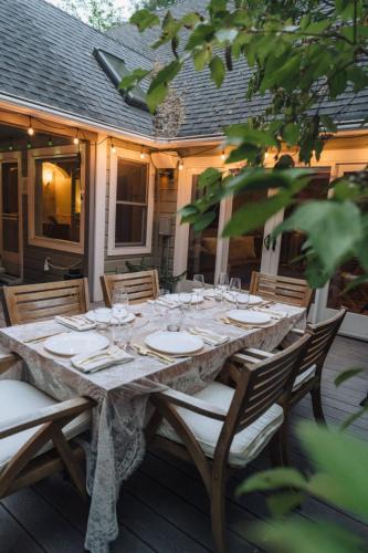 Nevada City House | Luxury House, Walk to Downtown or Pioneer Park