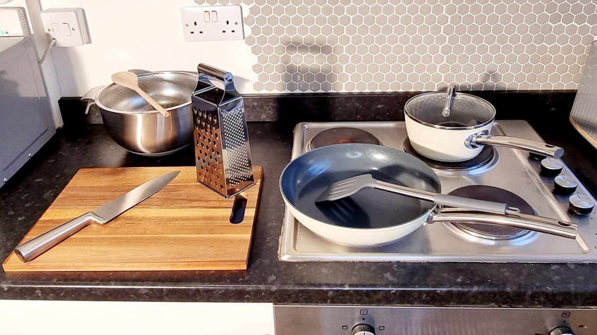 Accrington House | Luxury house with two en-suite bedooms - sleeps 6
