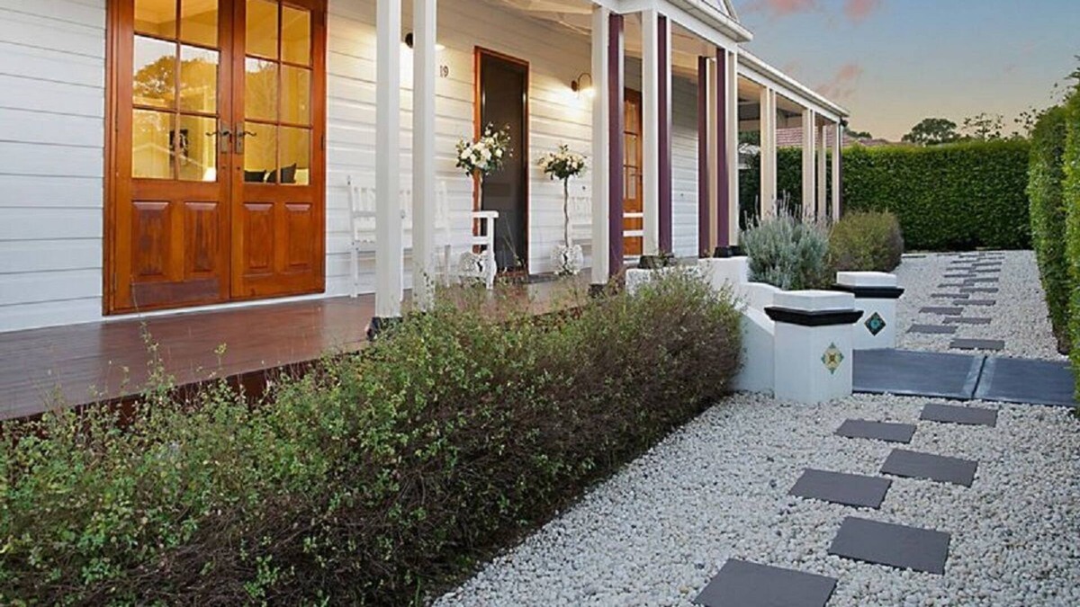Cessnock House | Luxury Hunter House - Winery Experience