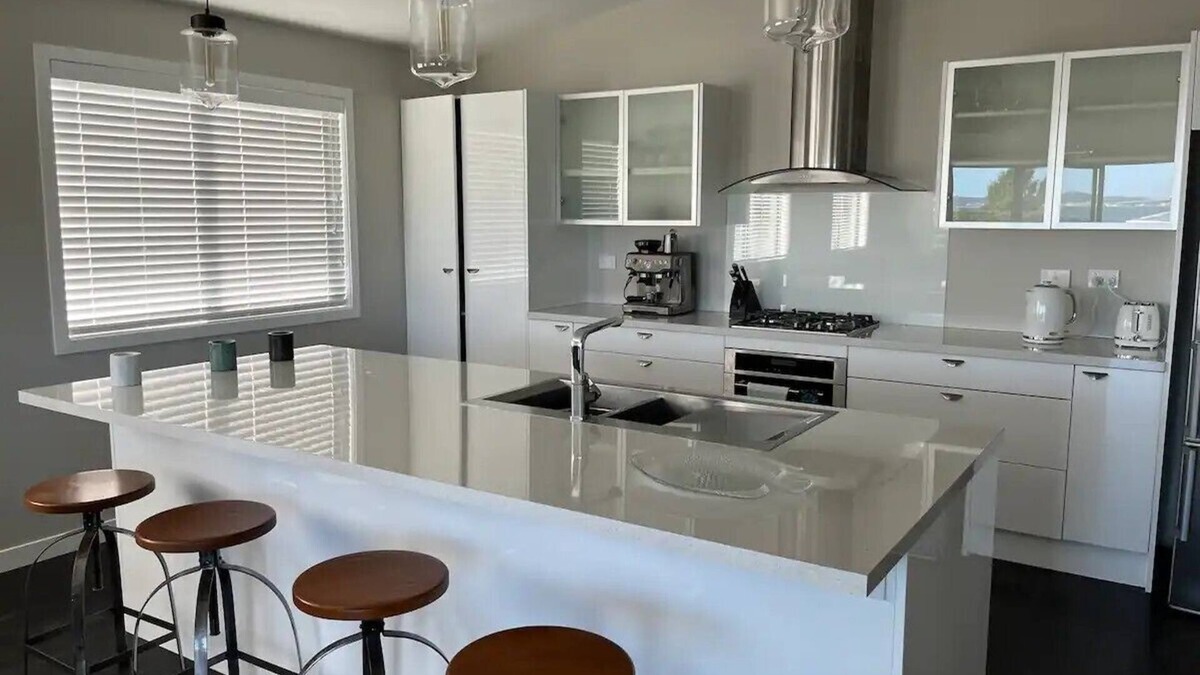 Tinopai House | Luxury in Kaipara Harbour Tinopain