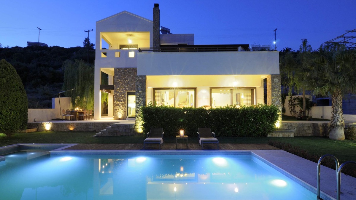 Theologos Villa | Luxury in Theologos,Malesina,pool,view,90min from Athens.For demanding guests!